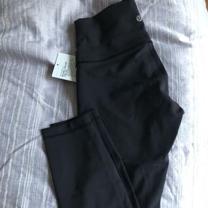 New Lululemon Wunder Train 25” blk